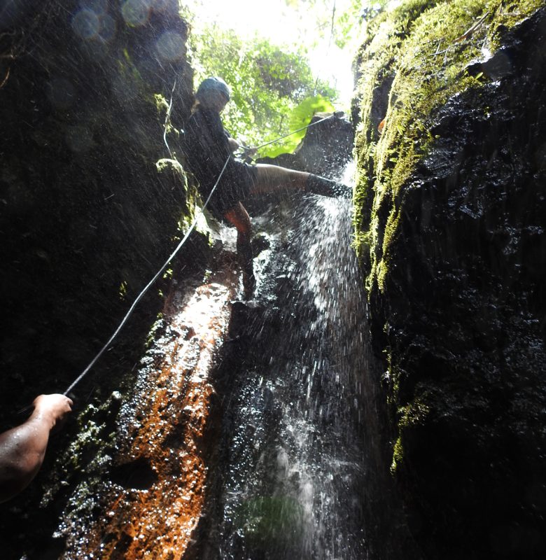 canyoning-choco-andino-cloudforest-ecuador